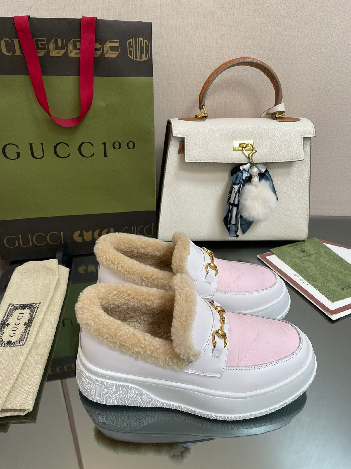 Gucci Loafer in White Mix Light Pink Calfskin with Beige Wool Lining