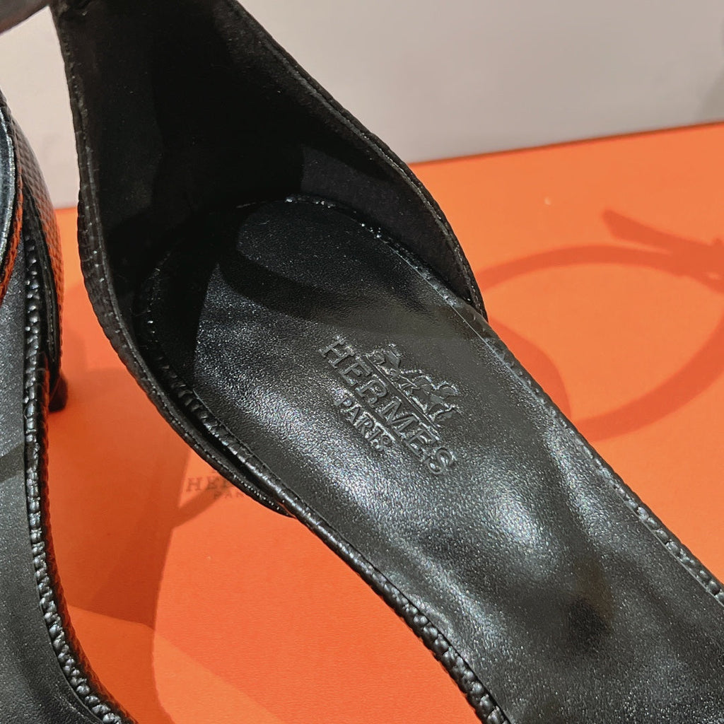 Hermes Premiere 70 Sandal in Black Grained Calfskin
