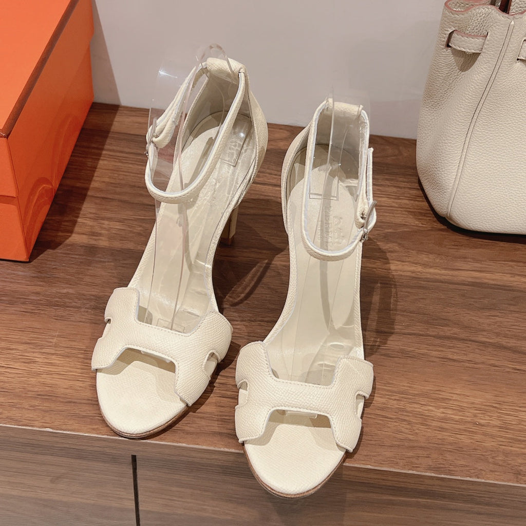 Hermes Premiere 115 Sandal in White Cream Grained Calfskin