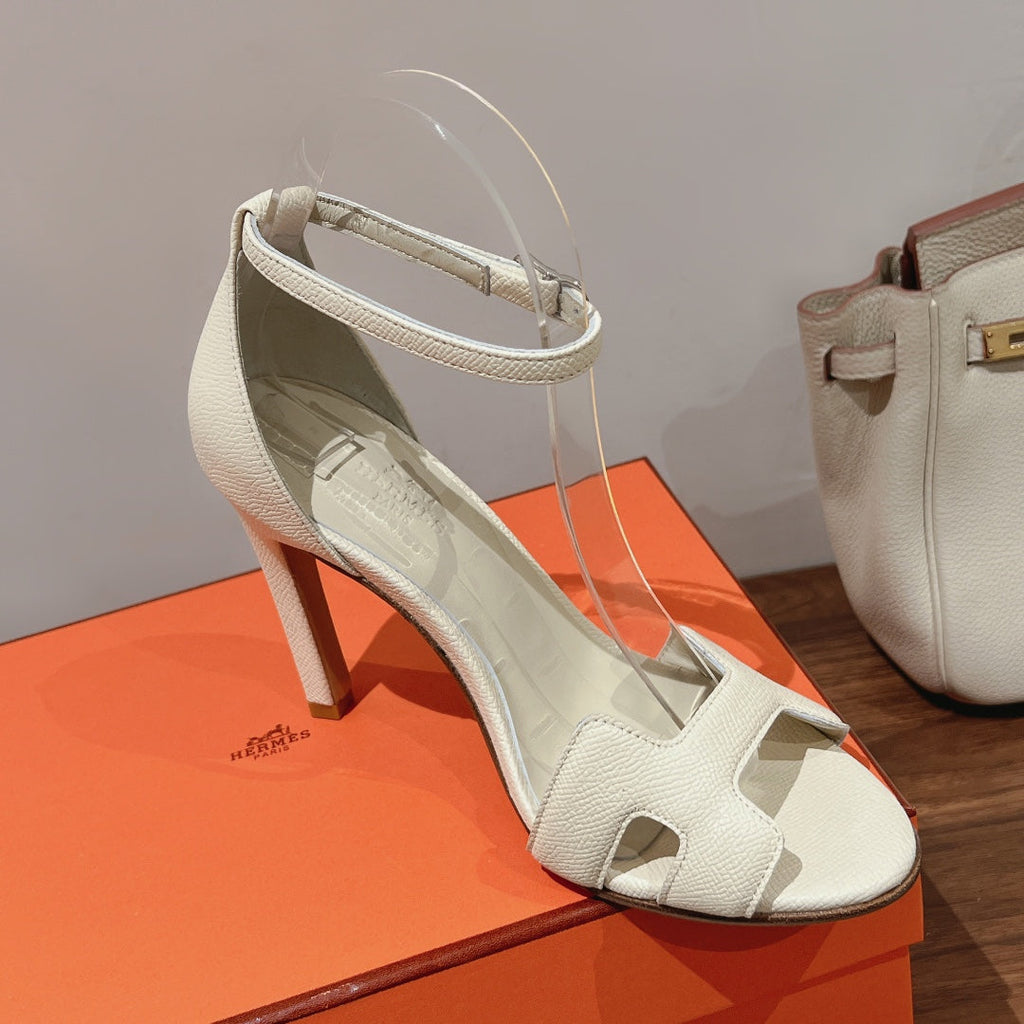 Hermes Premiere 115 Sandal in White Cream Grained Calfskin