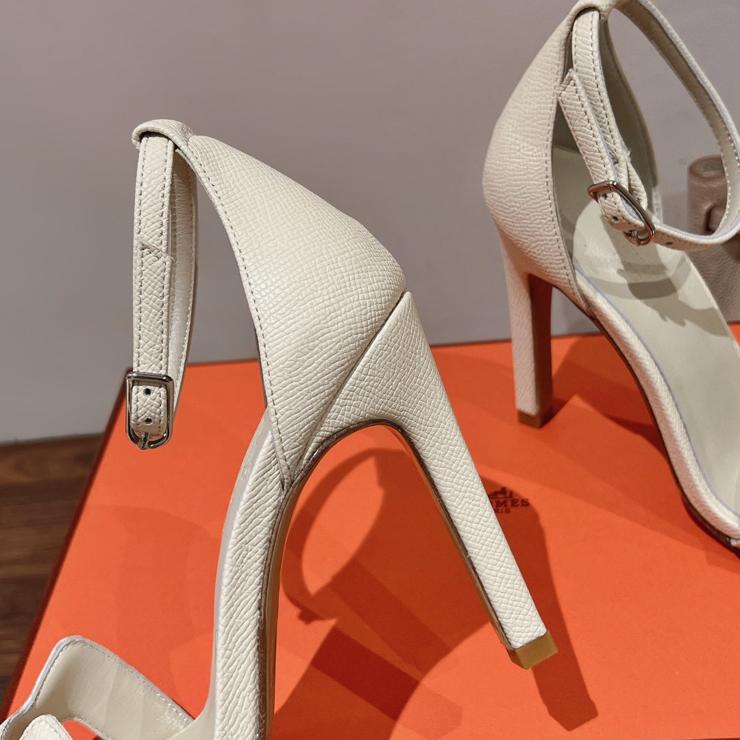 Hermes Premiere 115 Sandal in White Cream Grained Calfskin