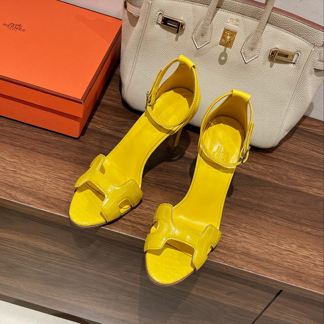 Hermes Premiere 105 Sandal in Bright Yellow Calfskin