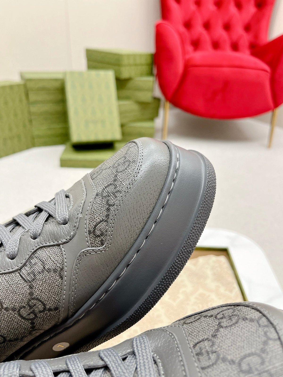 Gucci Trainer Bright Gray Calfskin