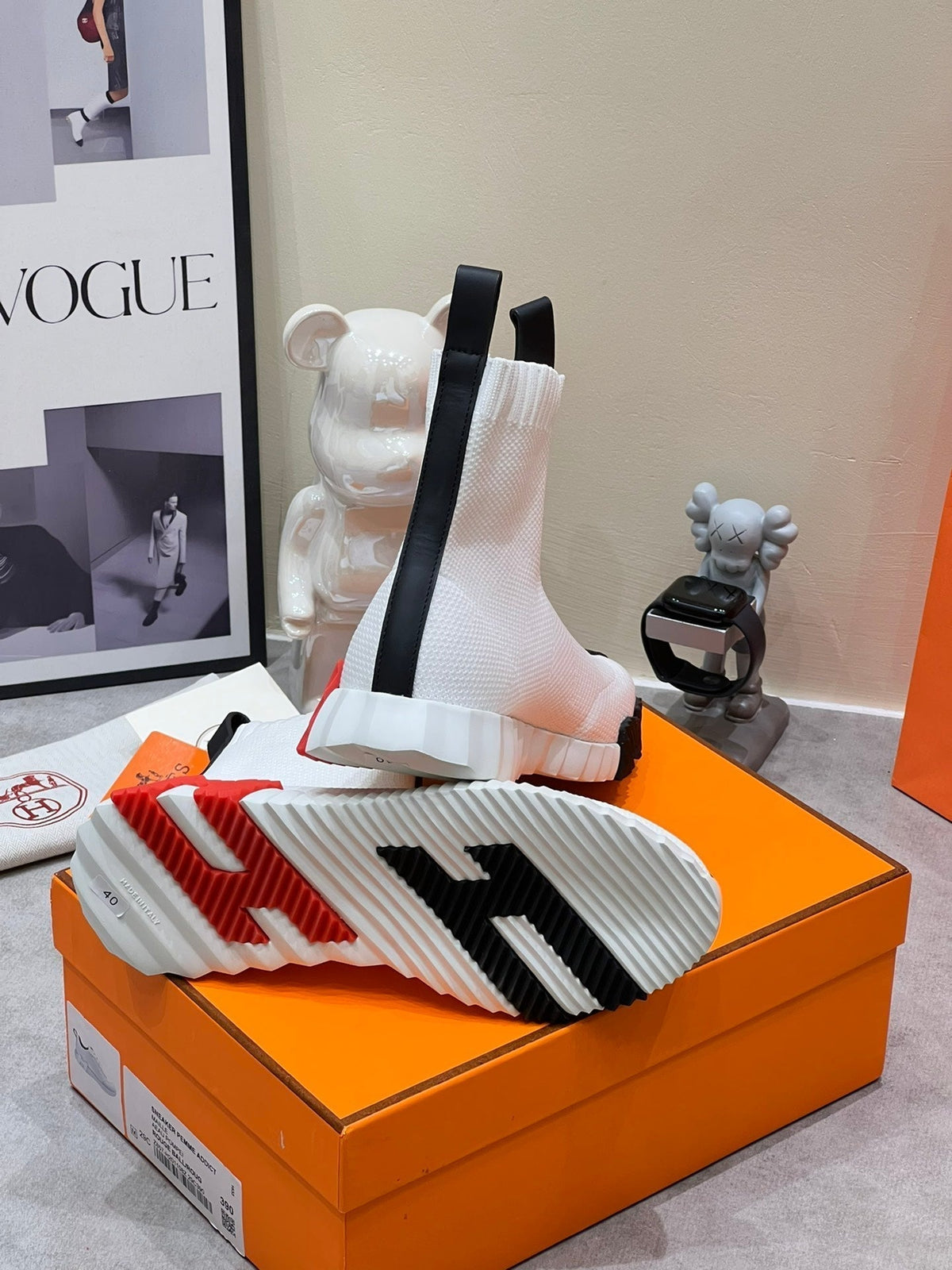 Hermes H Fun Classic Sneaker Stylish White and Black Line Fabric