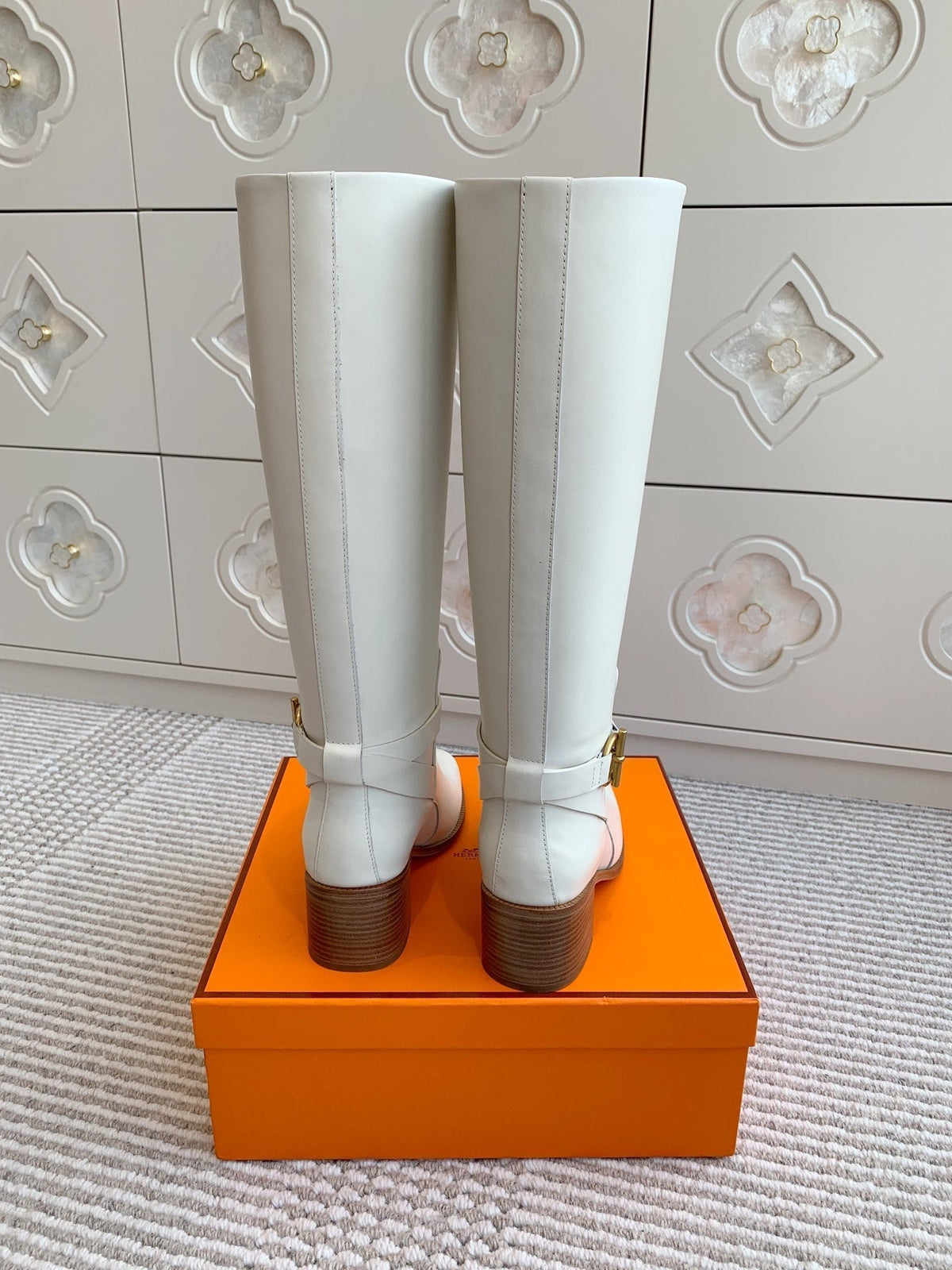 Hermes 25S Tall Boots 50 mm in White Calfskin with Gold Hardware