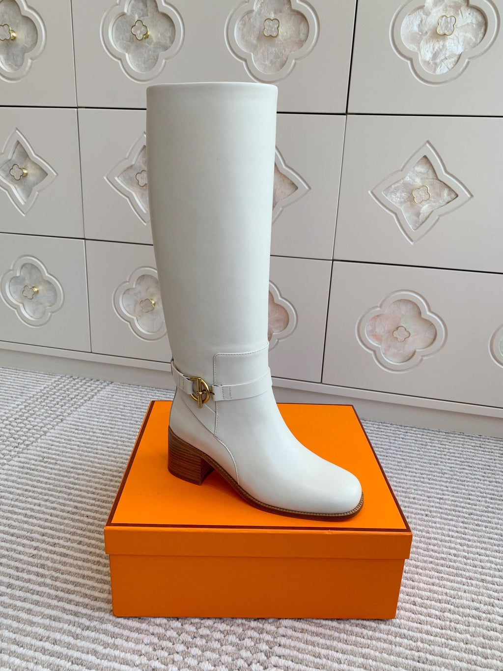Hermes 25S Tall Boots 50 mm in White Calfskin with Gold Hardware