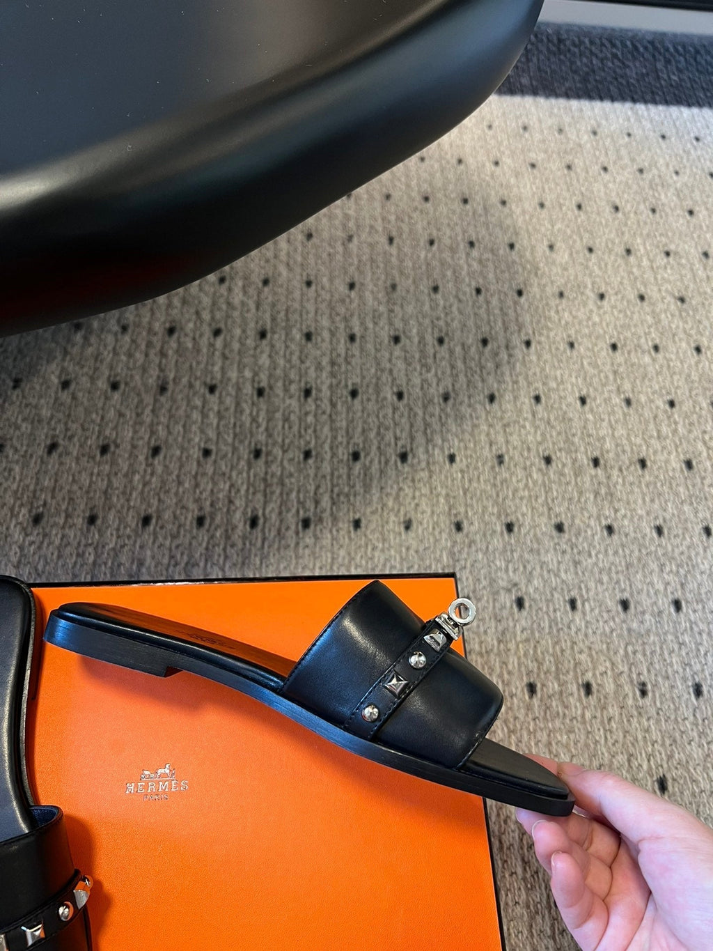 Hermes Giulia Flat Sandal in Black Calfskin