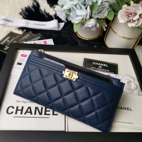Chanel Caviar Quilted Classic Zip Boy Pouch - Navy