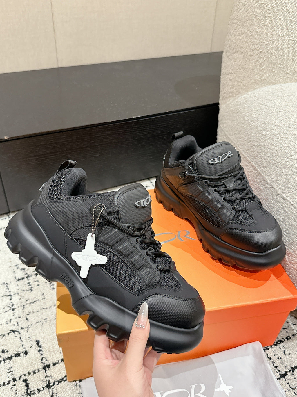 Dior Sneaker in Black Calfskin and Breathable Mesh 175308