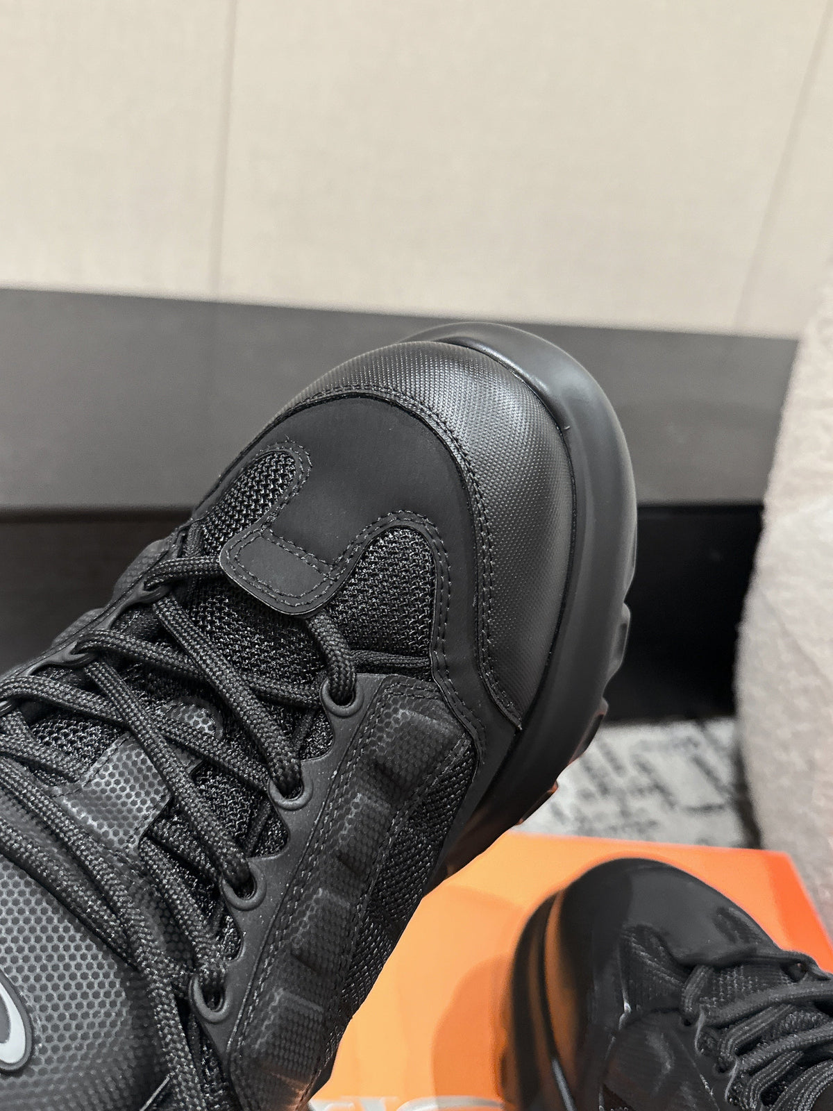 Dior Sneaker in Black Calfskin and Breathable Mesh 175308