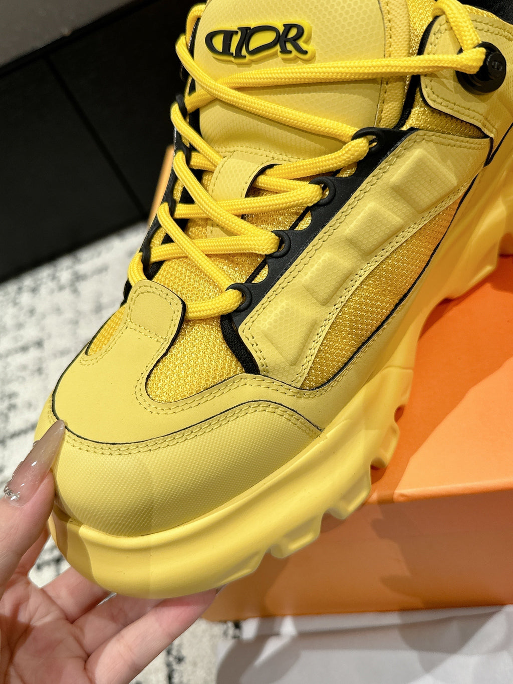 Dior Sneaker in Lemon Yellow Calfskin and Breathable Mesh 175309