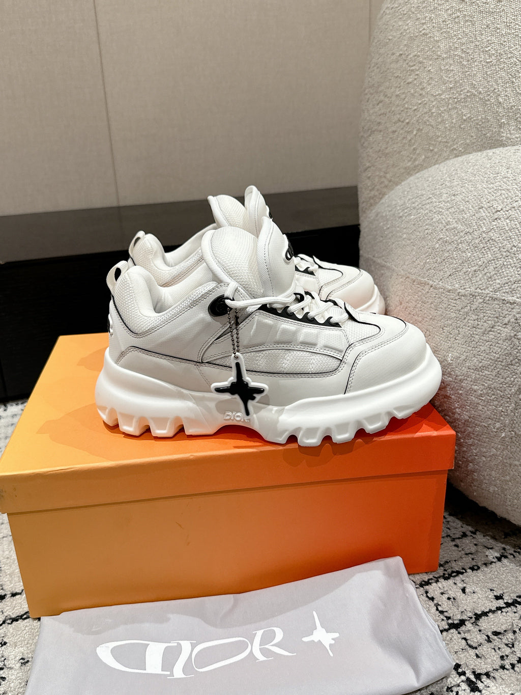 Dior Sneaker in White Calfskin and Breathable Mesh 175310