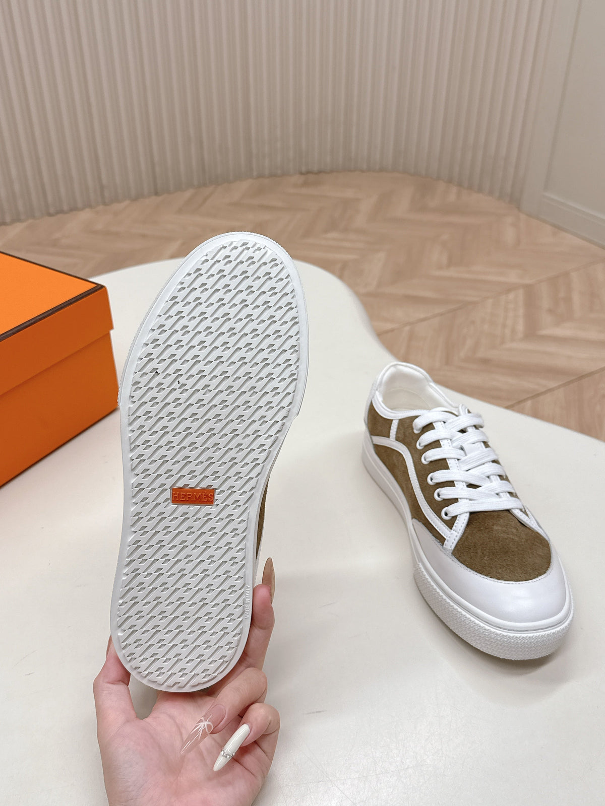 Hermes 25S Sneaker Low Sports in Brown Suede Mix White Lambskin