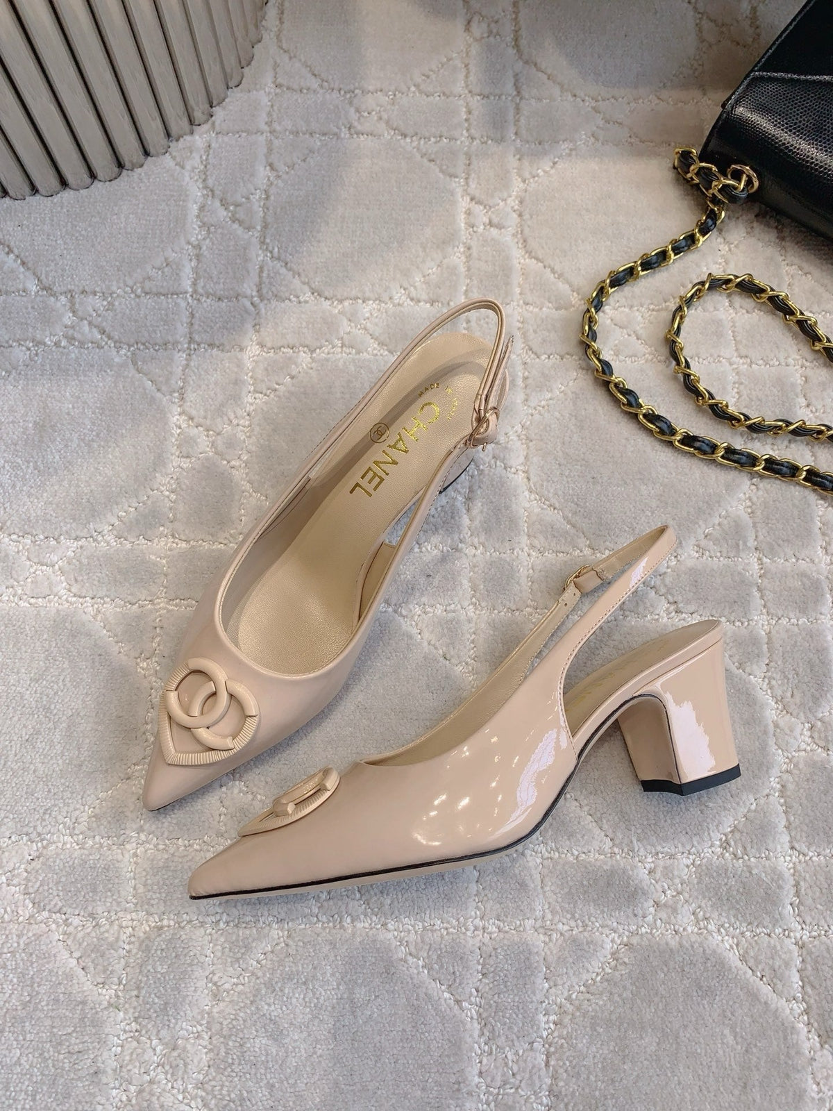 Chanel High Slingbacks 65 mm in Beige Cream Patent Calfskin
