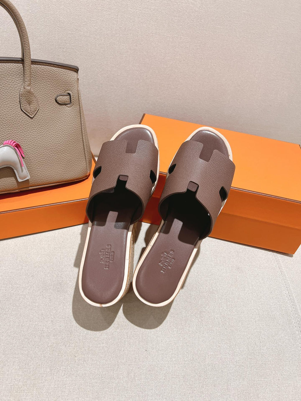 Hermes 25S High Wedge Sandals in Dusty Rose Brown Lambskin Style 19