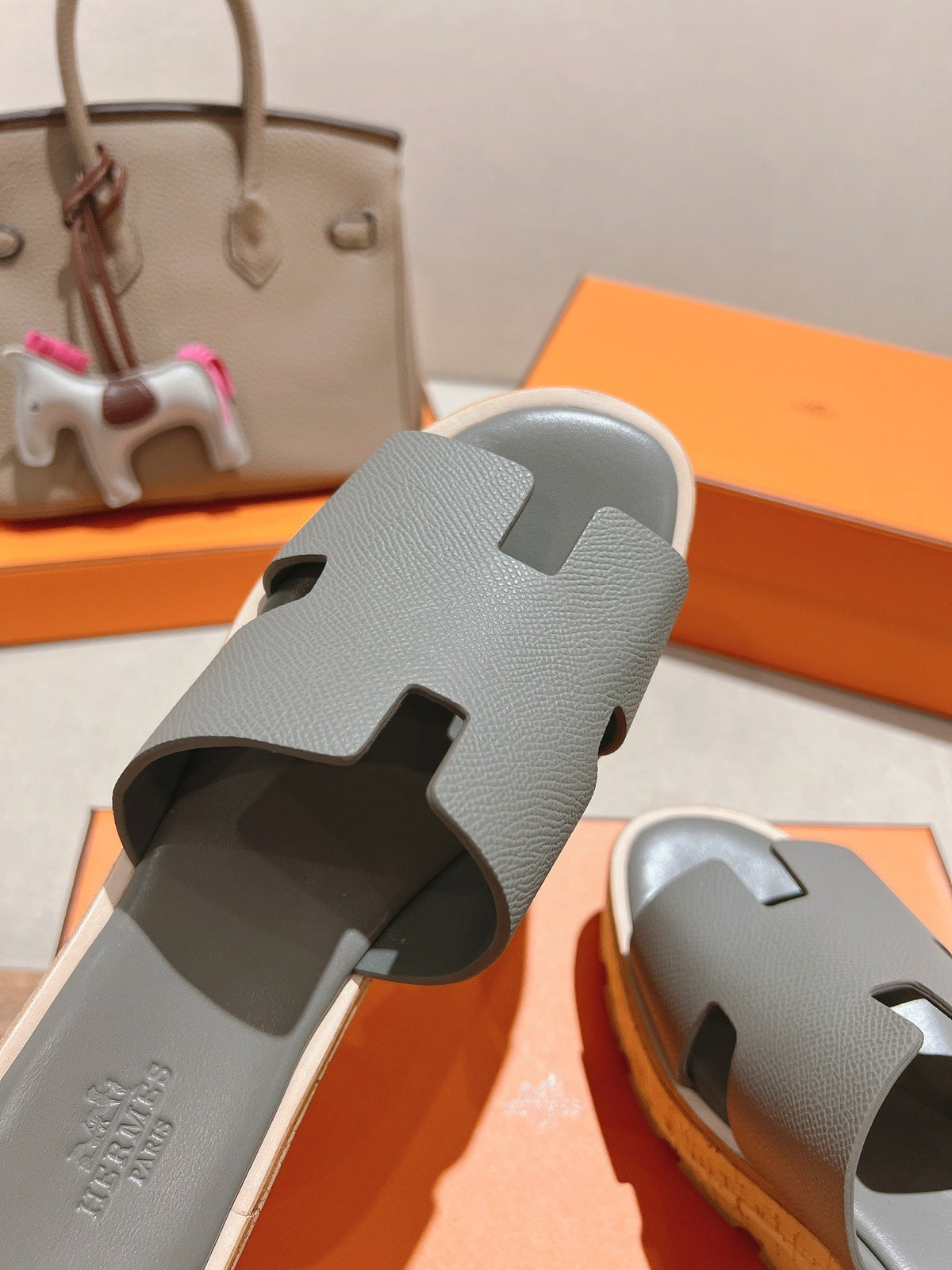 Hermes 25S High Wedge Sandals in Light Grey Lambskin Style 9