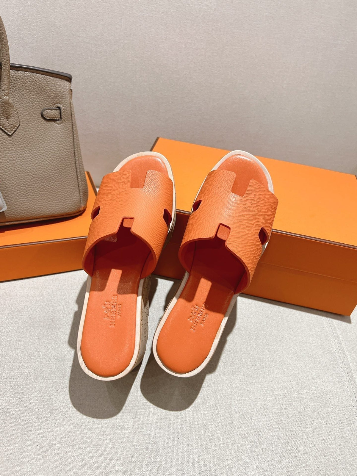 Hermes 25S High Wedge Sandals in Orange Lambskin Style 4