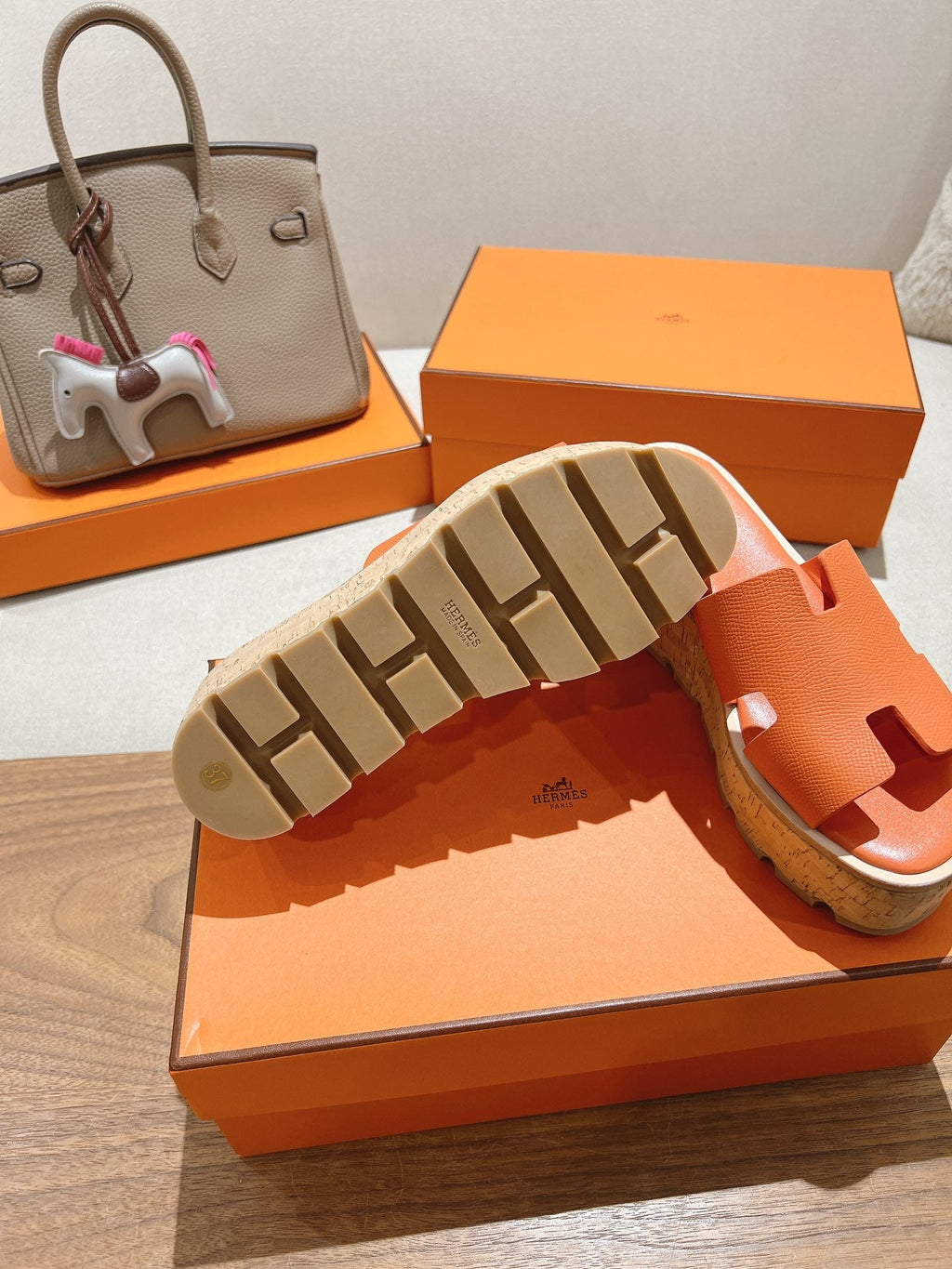 Hermes 25S High Wedge Sandals in Orange Lambskin Style 4