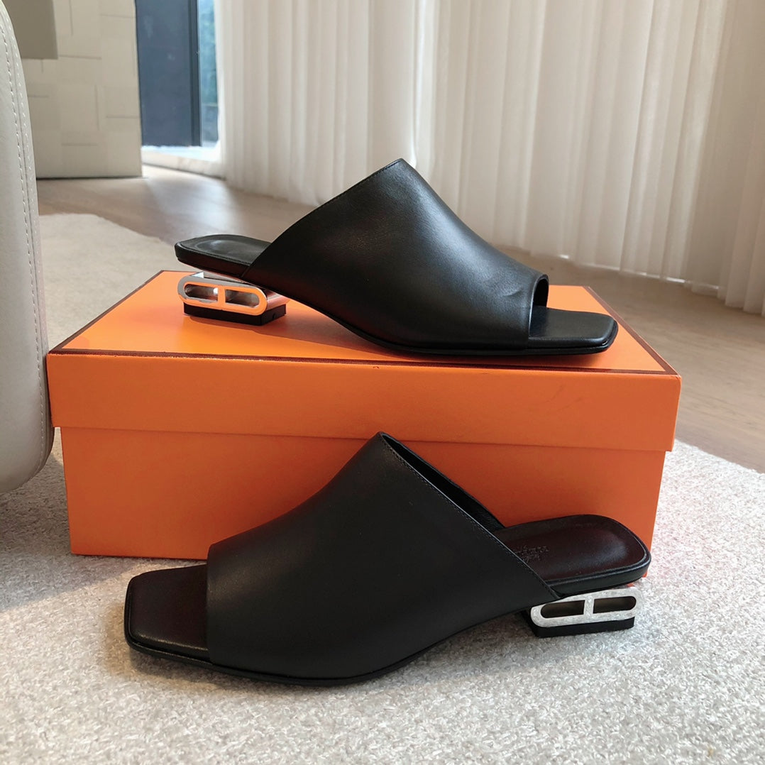 Hermes Iconique 25 Sandal Black Calfskin