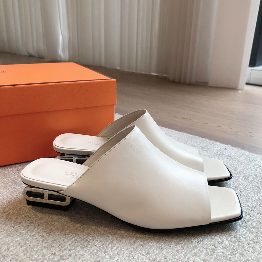 Hermes Iconique 25 Sandal White Calfskin