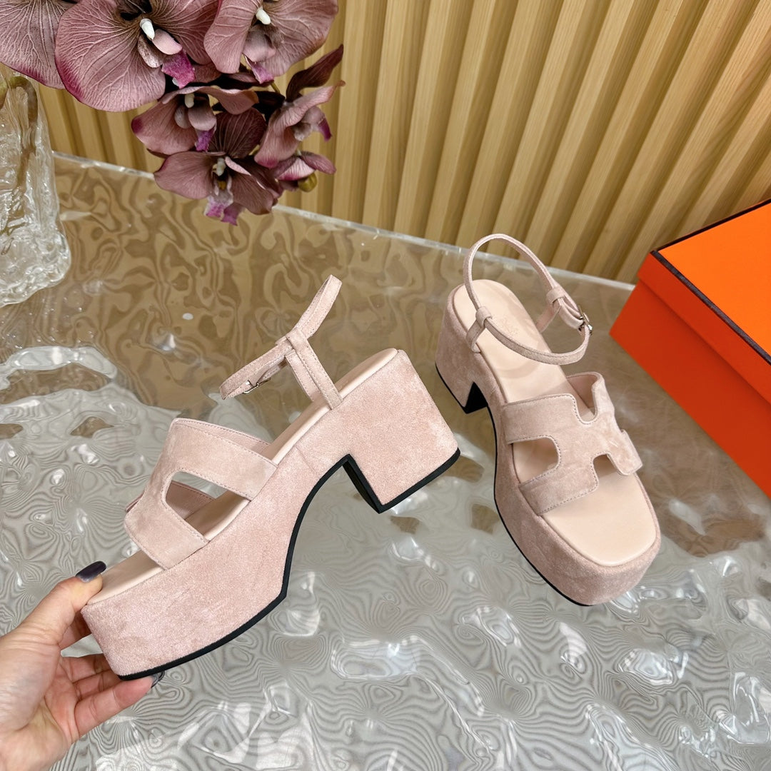 Hermes Jam 30 Sandal in Baby Pink Velvet