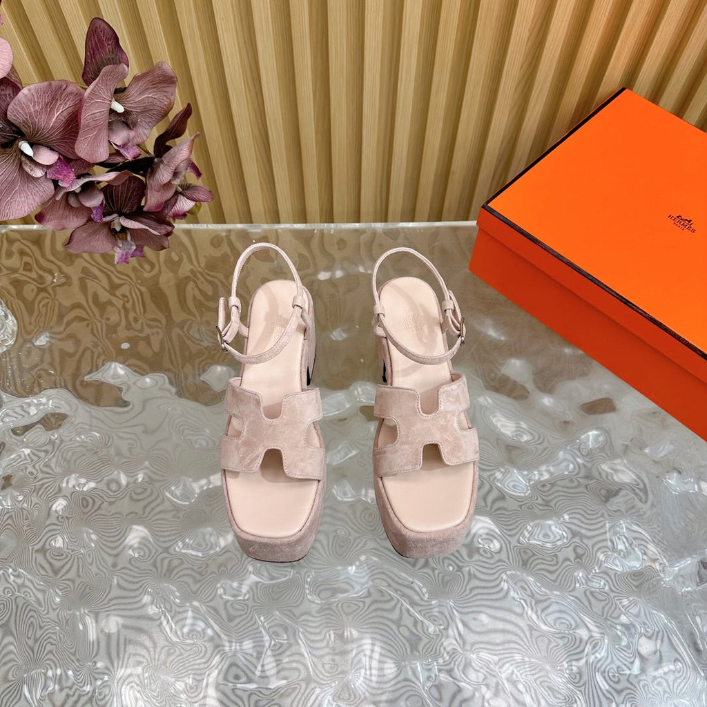 Hermes Jam 30 Sandal in Baby Pink Velvet