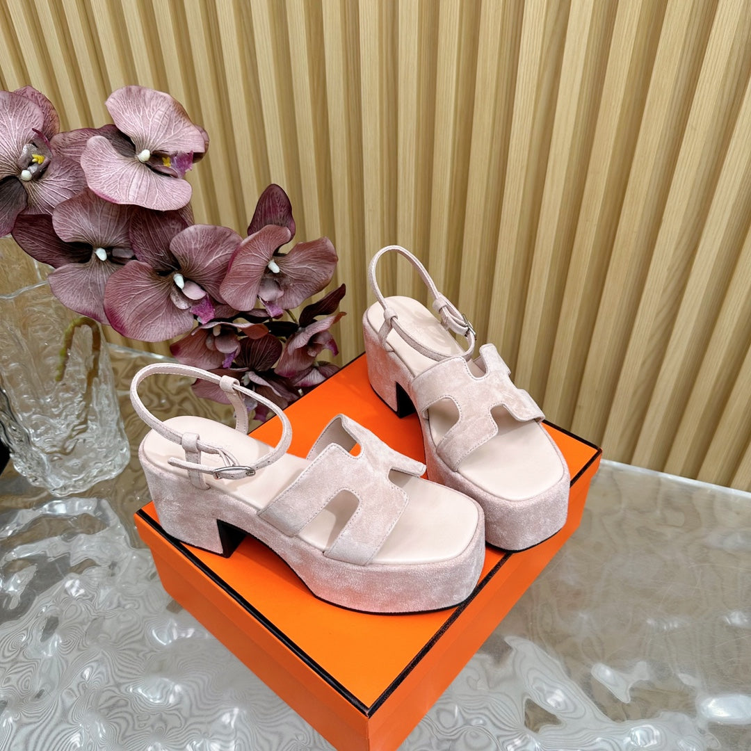 Hermes Jam 30 Sandal in Baby Pink Velvet