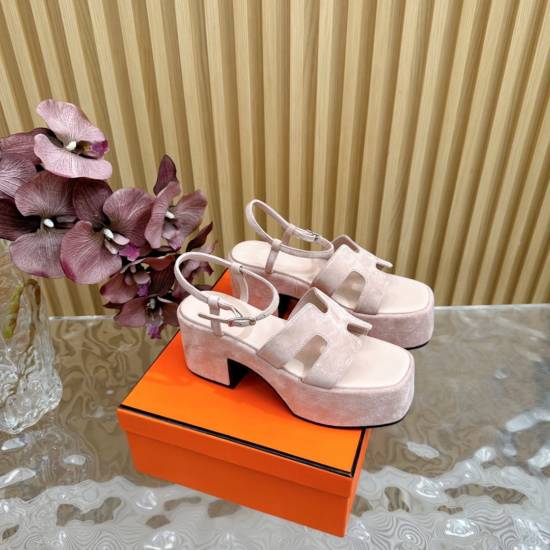 Hermes Jam 30 Sandal in Baby Pink Velvet