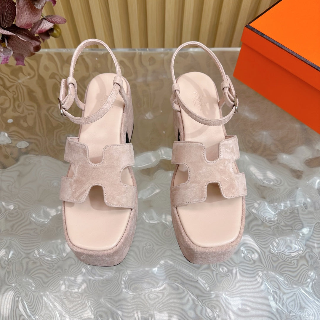 Hermes Jam 30 Sandal in Baby Pink Velvet