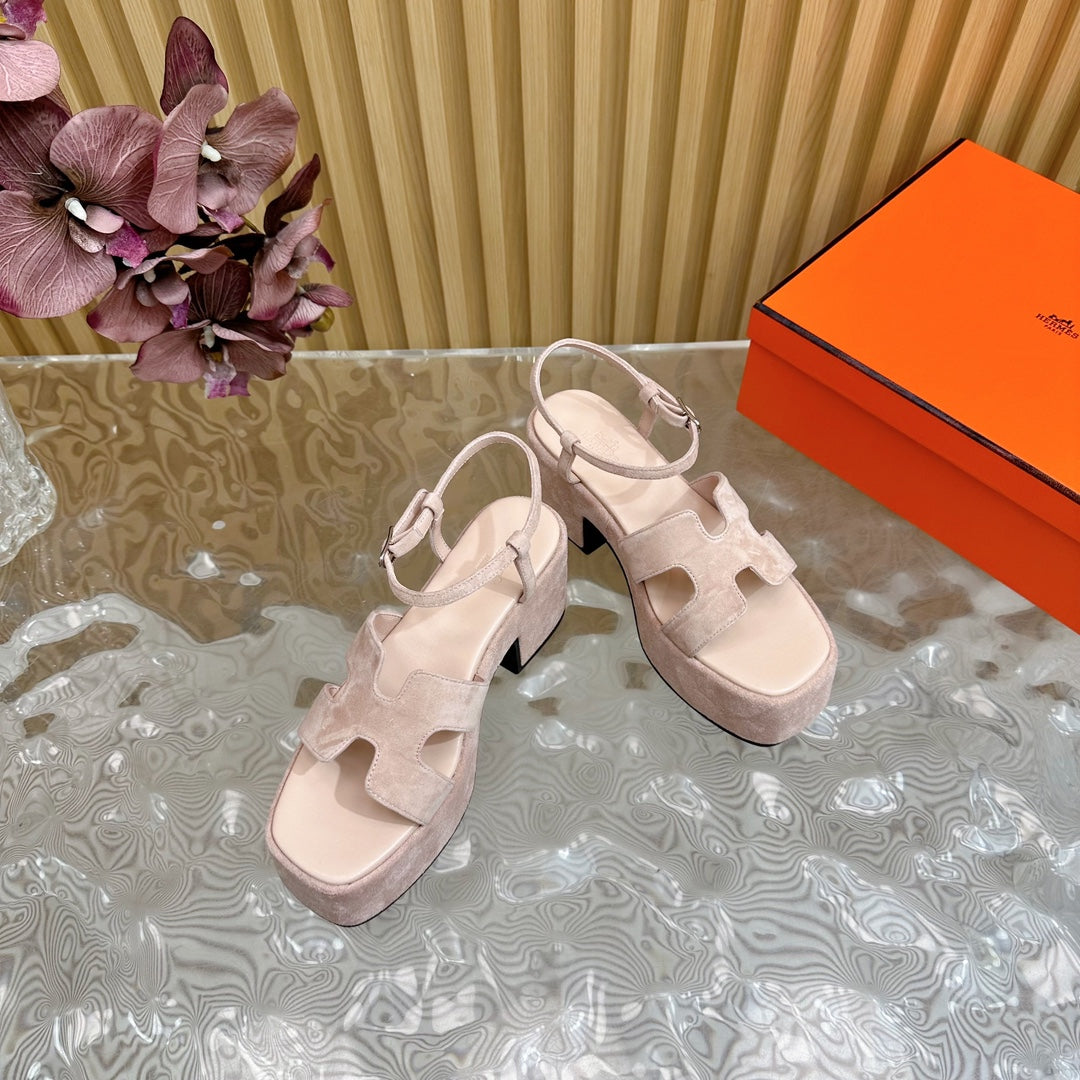Hermes Jam 30 Sandal in Baby Pink Velvet
