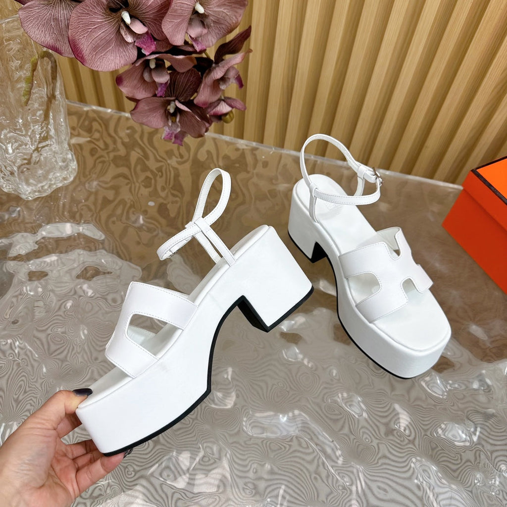 Hermes Jam 30 Sandal in White Calfskin