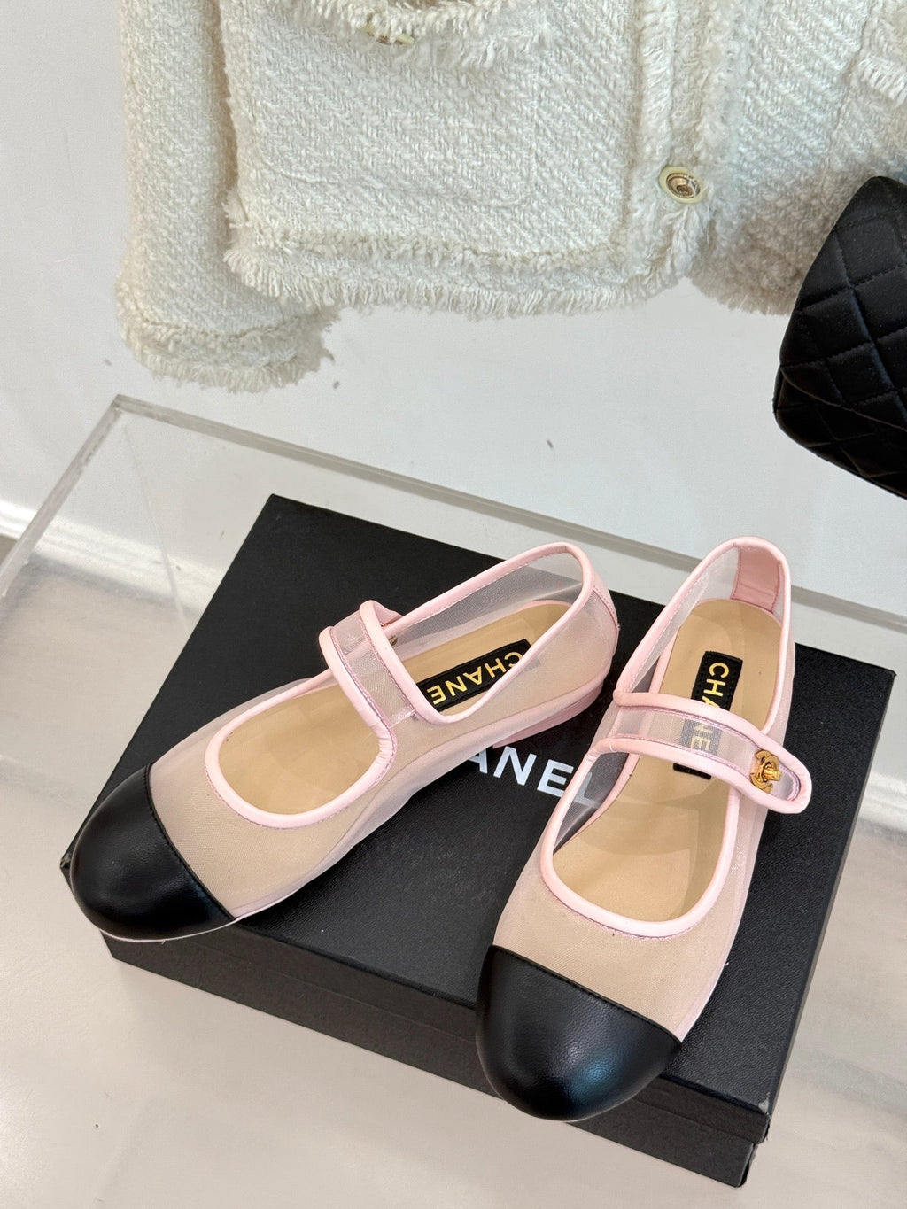 Chanel Flat Shoes in Pink Mesh and Black Lambskin