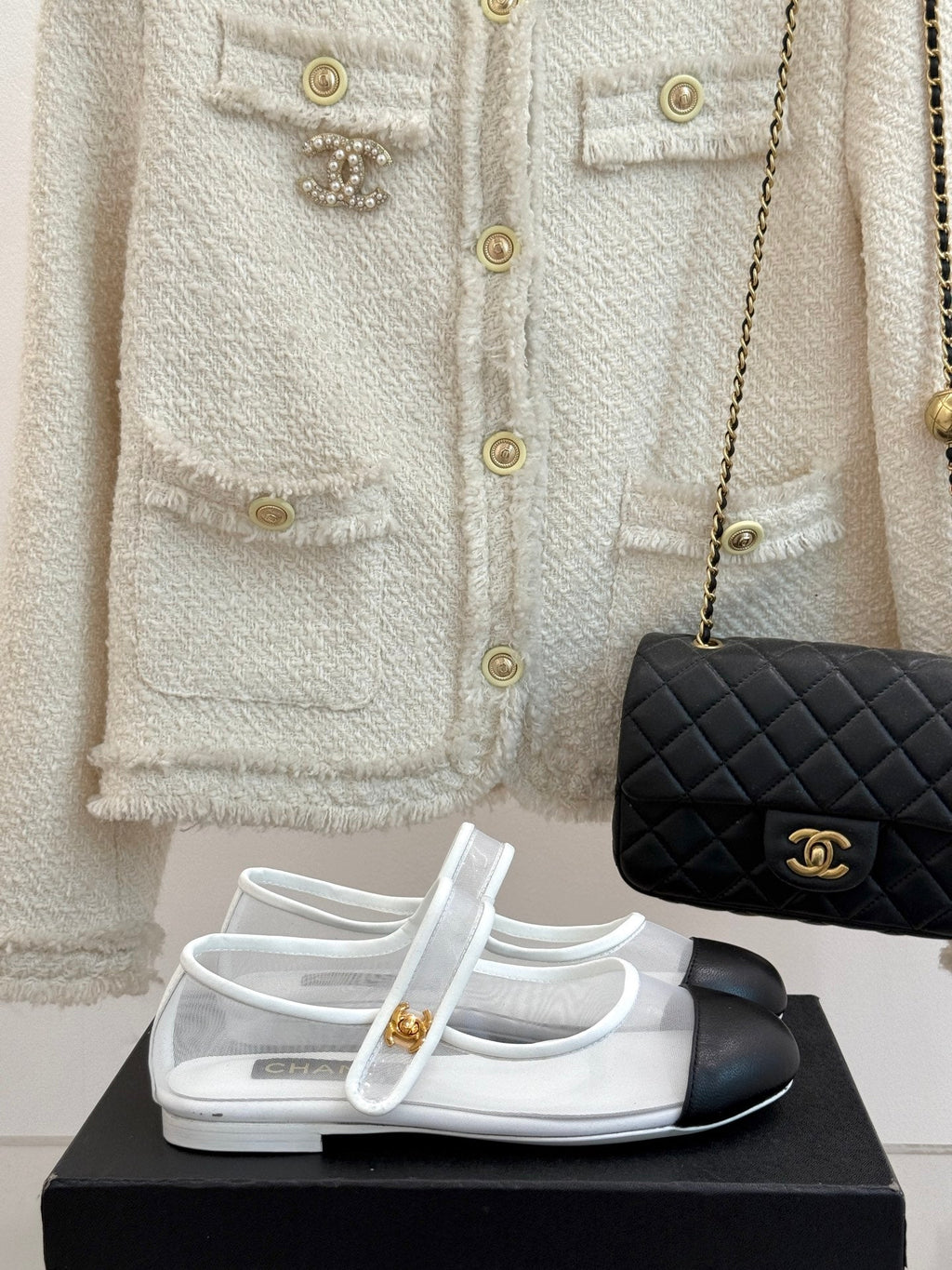 Chanel Flat Shoes in White Mesh and Black Lambskin