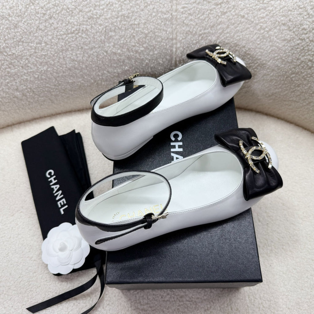 Chanel Mary Jane Shoes in Black Mix White Lambskin