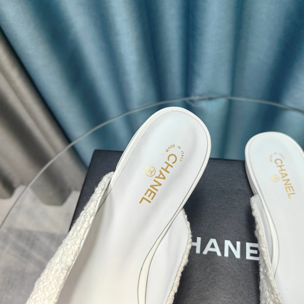 Chanel Mule in White Tweed and Black Lambskin