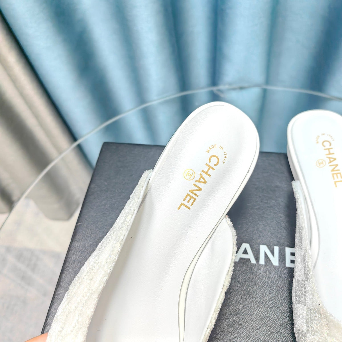 Chanel Mule in White Satin Mix Black Lambskin
