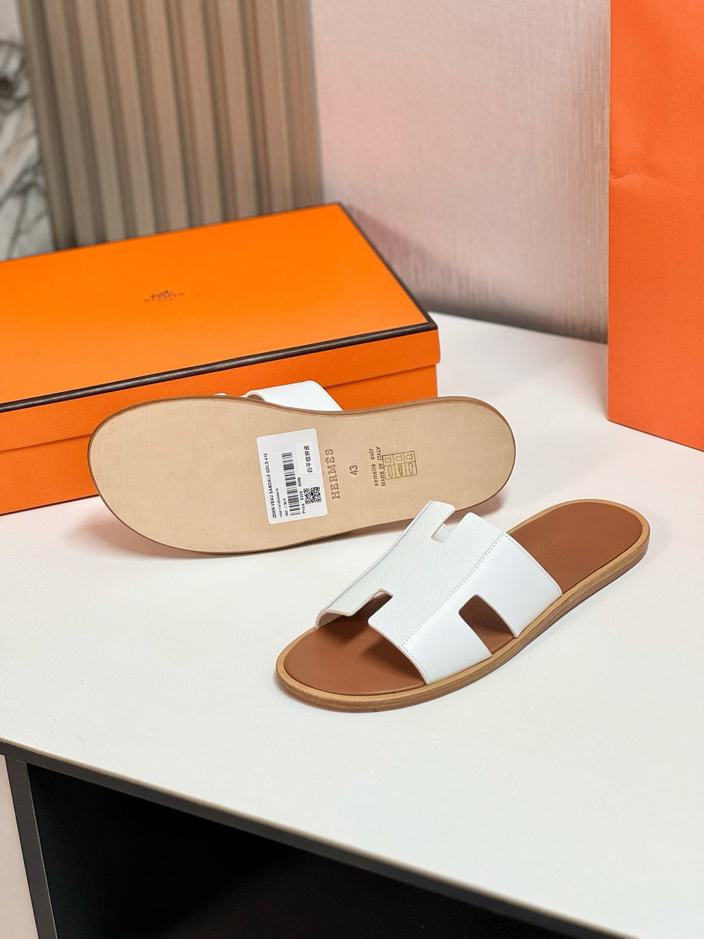 Hermes Izmir Sandal Light Brown Mix White Lambskin