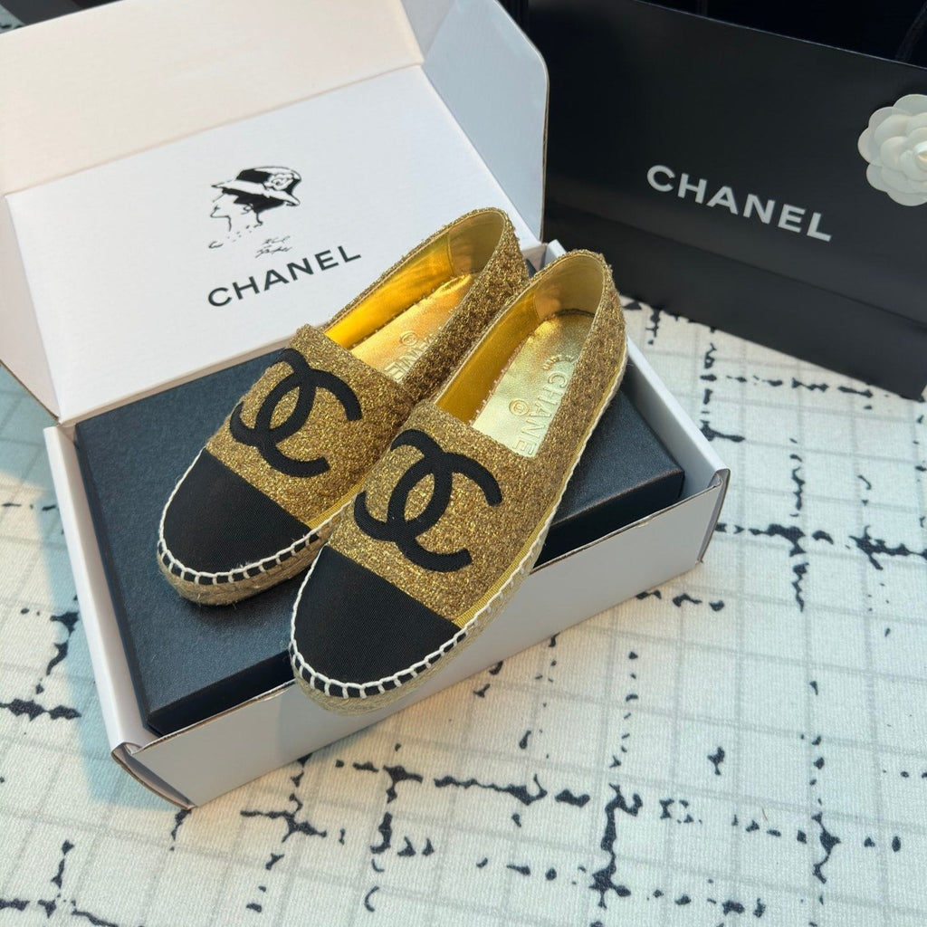 Chanel Espadrilles Loafers in Metalic Gold Tweed and Black Satin