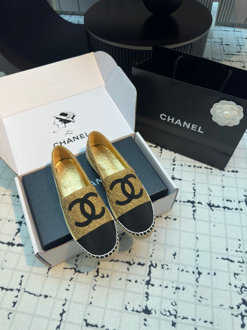 Chanel Espadrilles Loafers in Metalic Gold Tweed and Black Satin
