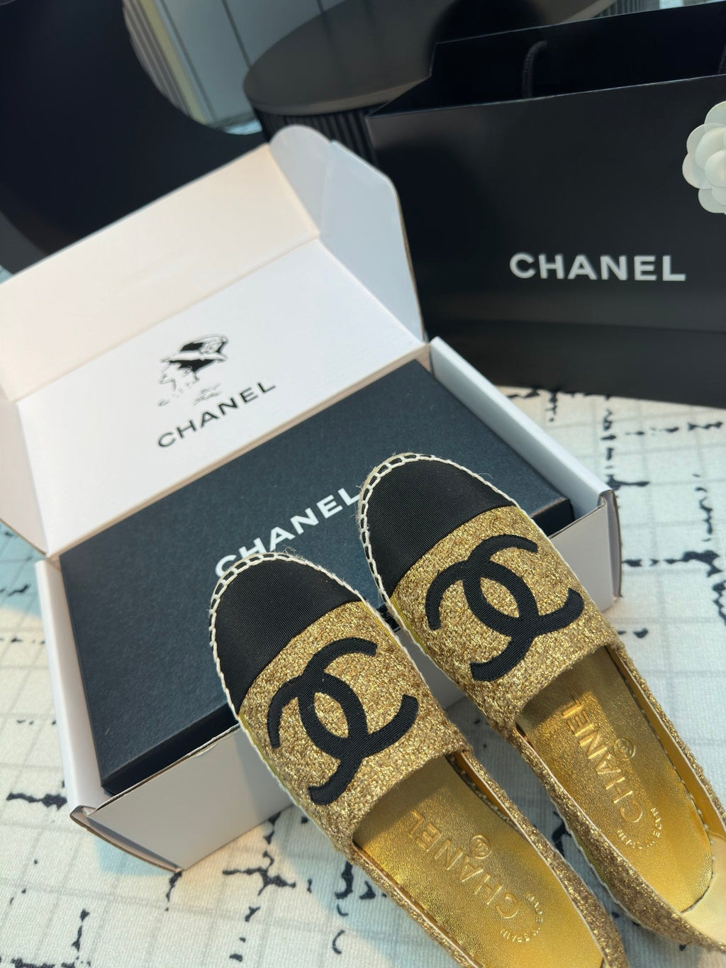Chanel Espadrilles Loafers in Metalic Gold Tweed and Black Satin