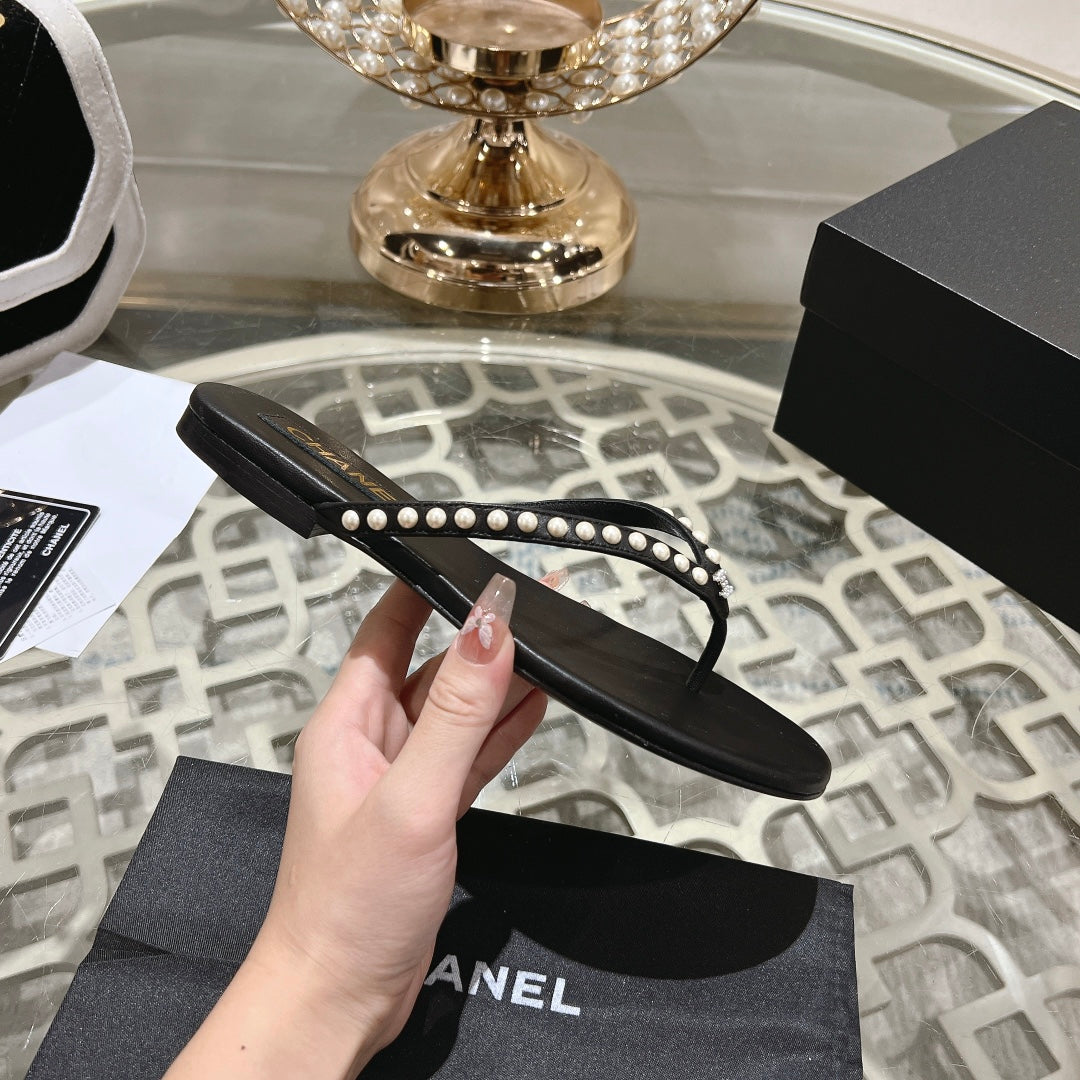 Chanel Pearl Thong Sandal in Black Lambskin