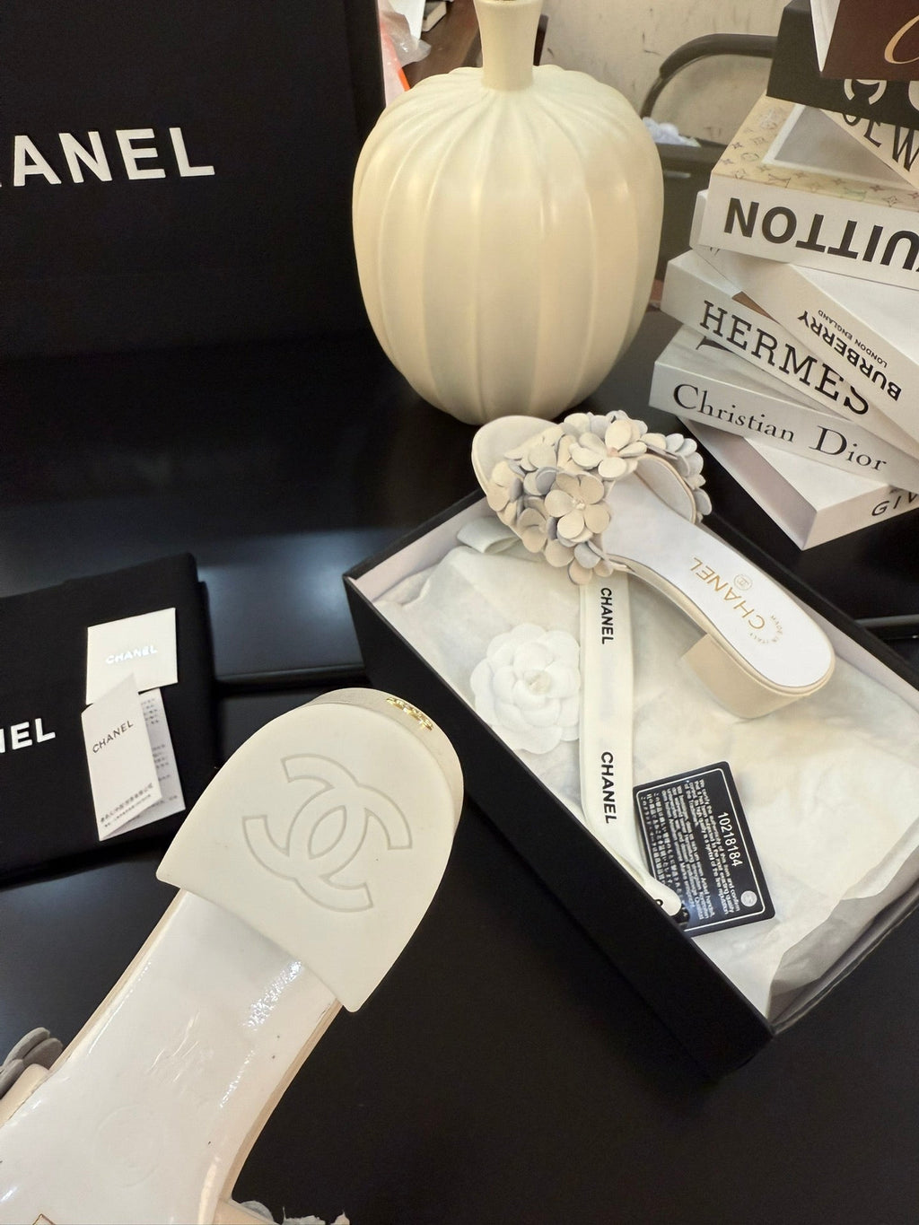 Chanel Mid Heel 45 mm Mule in White Calfskin