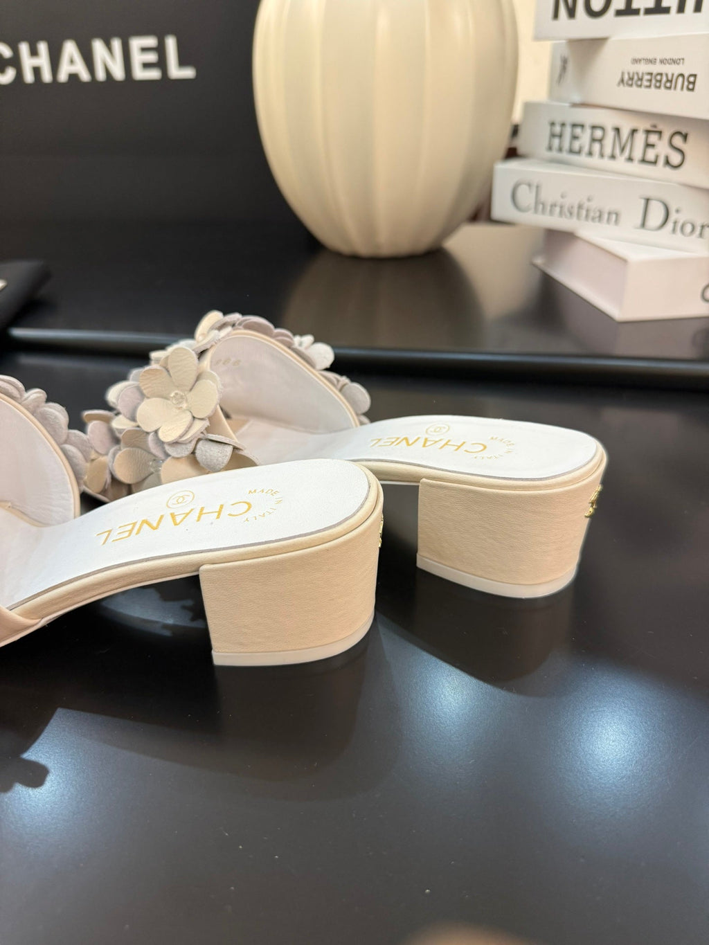 Chanel Mid Heel 45 mm Mule in White Calfskin