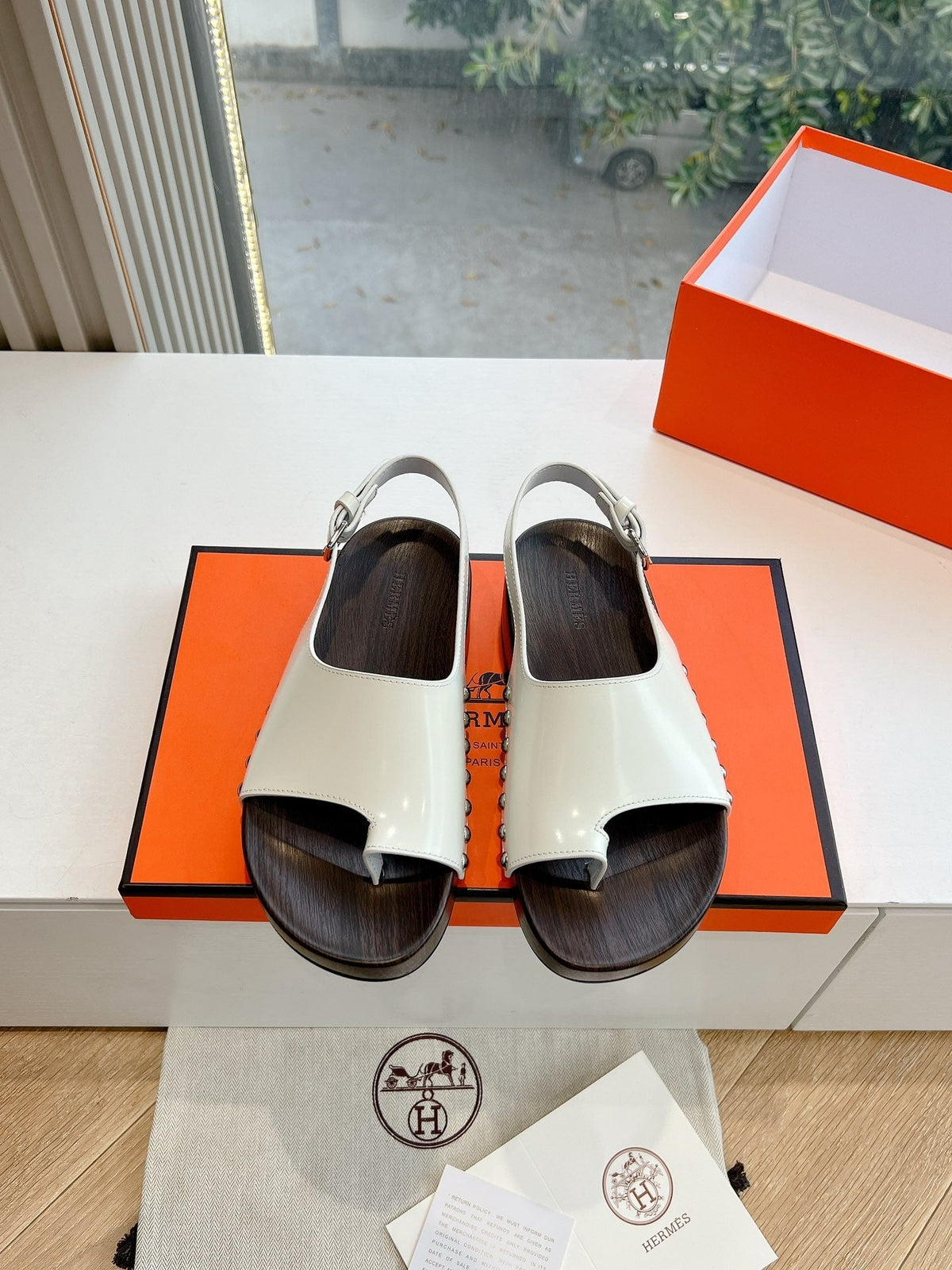 Hermes Flat Sandal in White Calfskin