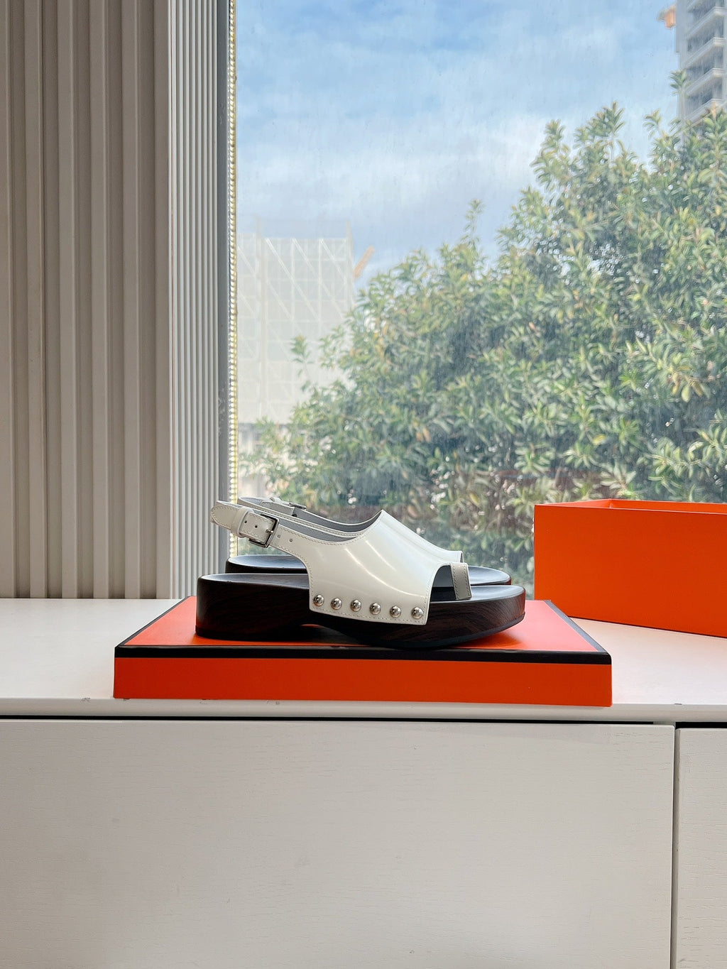 Hermes Flat Sandal in White Calfskin