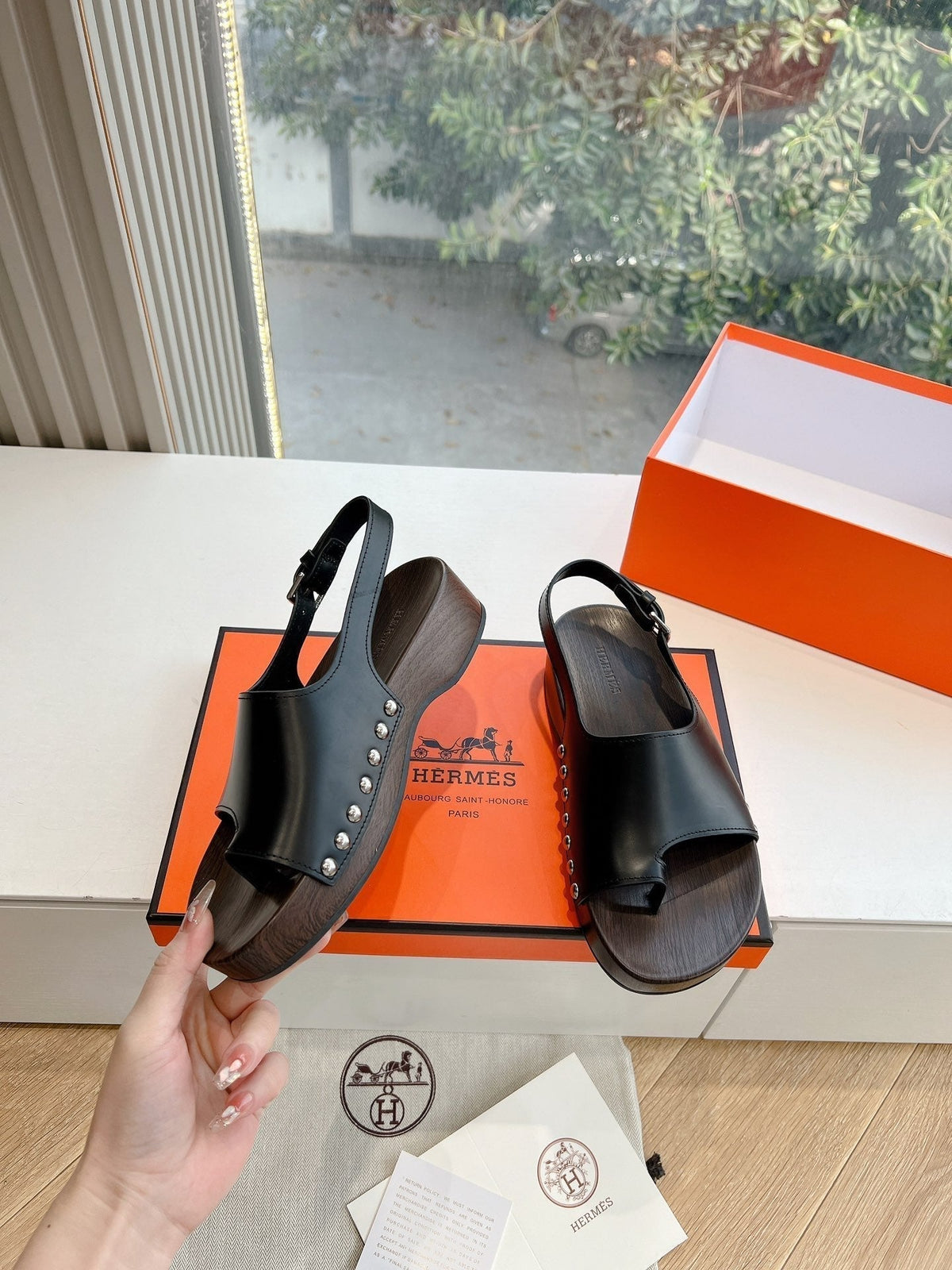 Hermes Flat Sandal in Black Calfskin