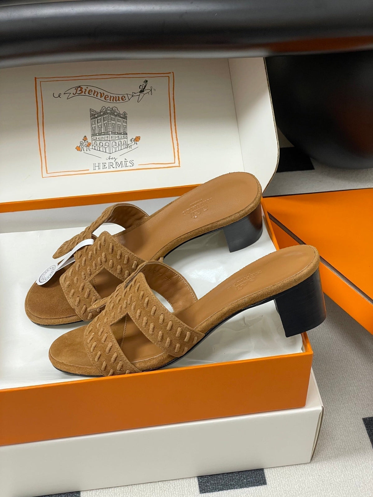 Hermes 25S Oran High‑Heel Sandal in Light Brown Suede and Lambskin