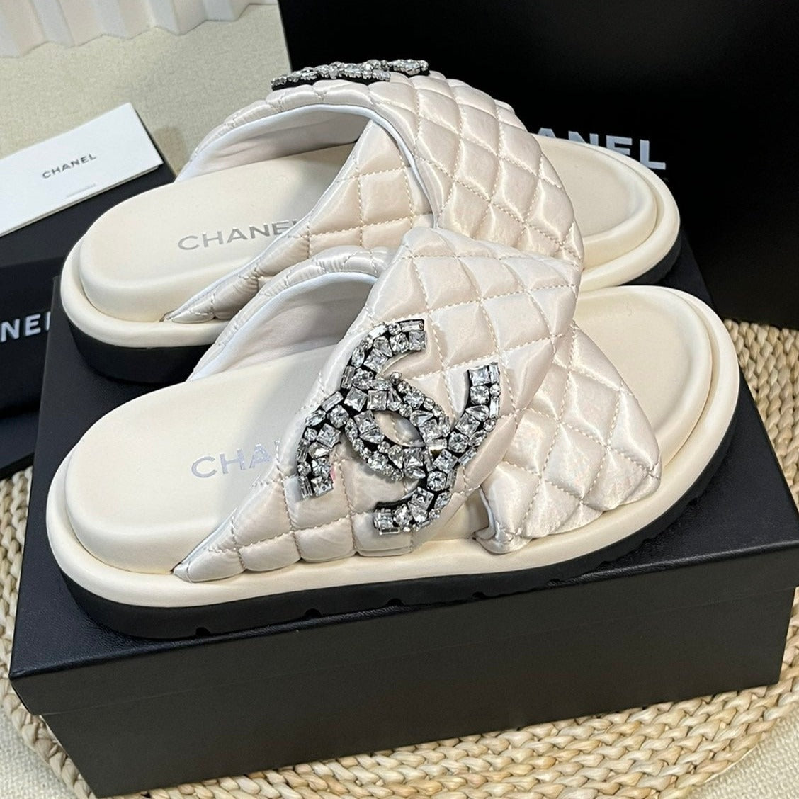 Chanel Women's Slippers with Two Crossed Straps Sheepskins White Cream