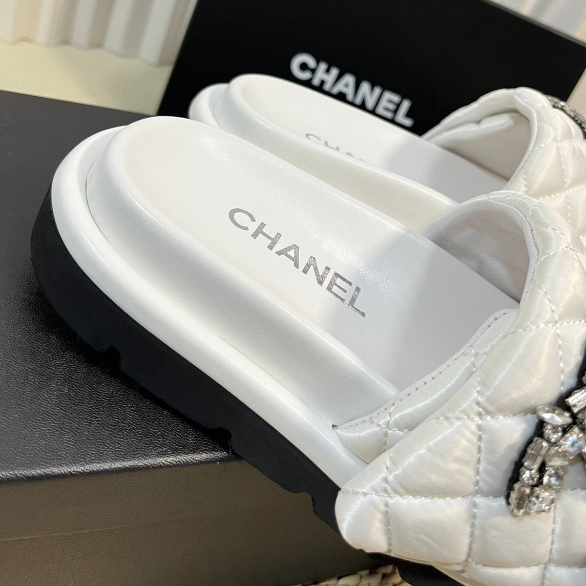 Chanel New Style Diamond Buckle Double C Thick Bottom Slippers White Sheepskin