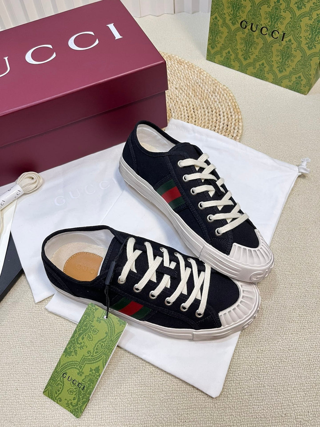 Gucci Sneaker Julio Canvas Sneakers Black